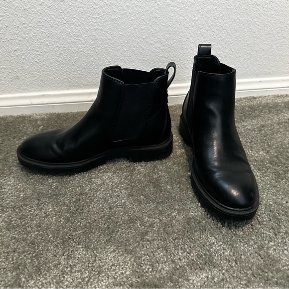 Dream Pairs Chelsea Ankle Boots- Black size 7.5 - Picture 2 of 8